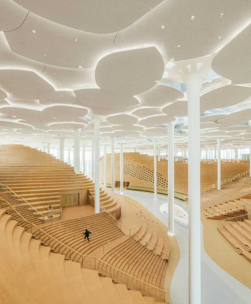 BEIJING CITY LIBRARY 4 Zhu Yumeng 13 big publication low res