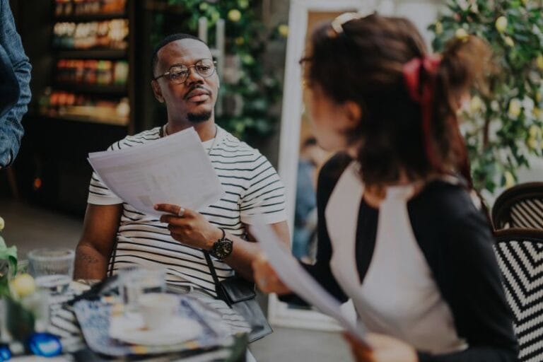 8 طرق لتحقيق أهدافك الإبداعية في 2025
