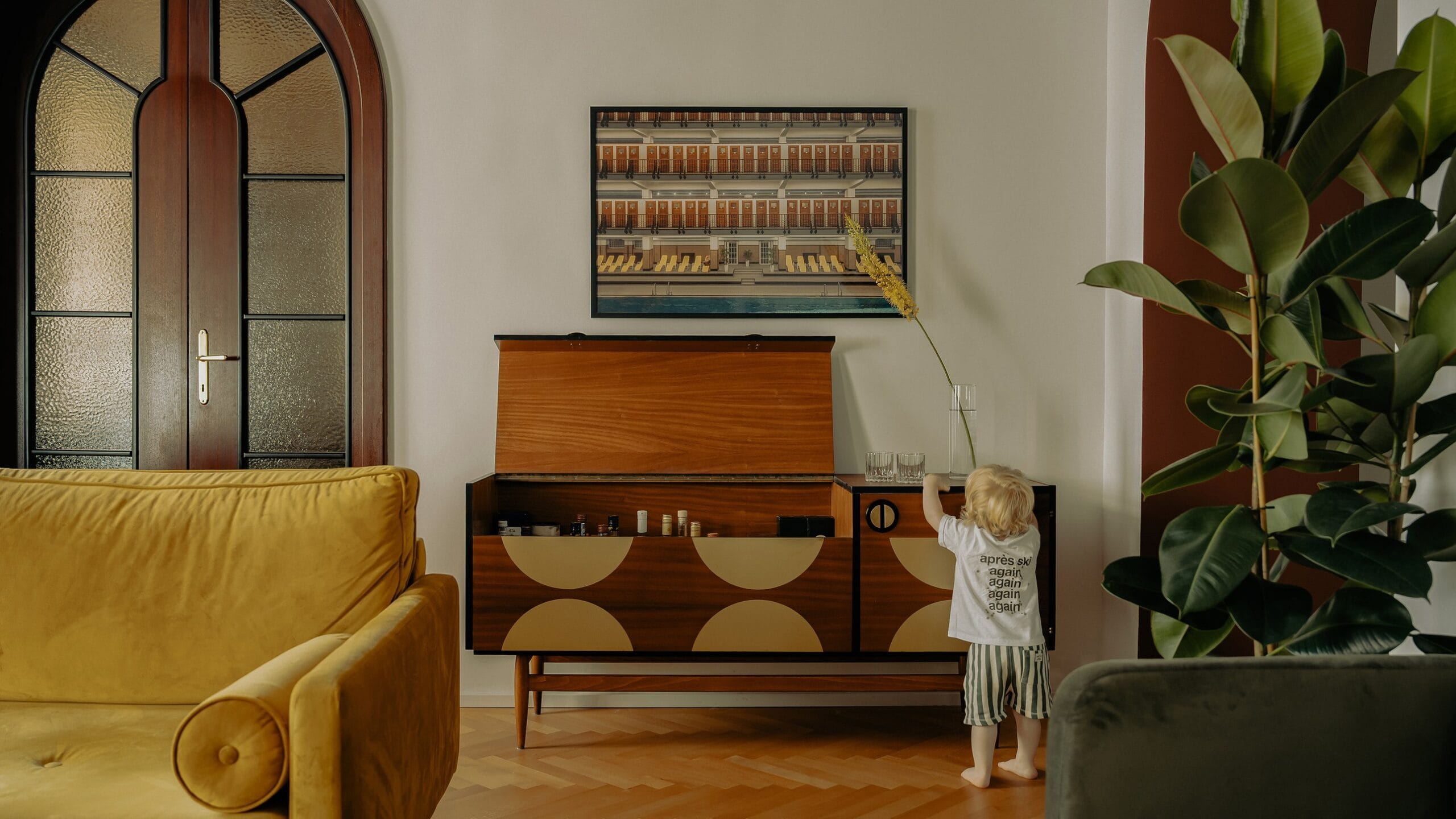 An Interior Designer Transforms Her Family’s 19th-Century Vienna Apartment