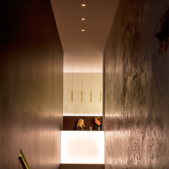 Reggiani and the stimulating effects of controlled light