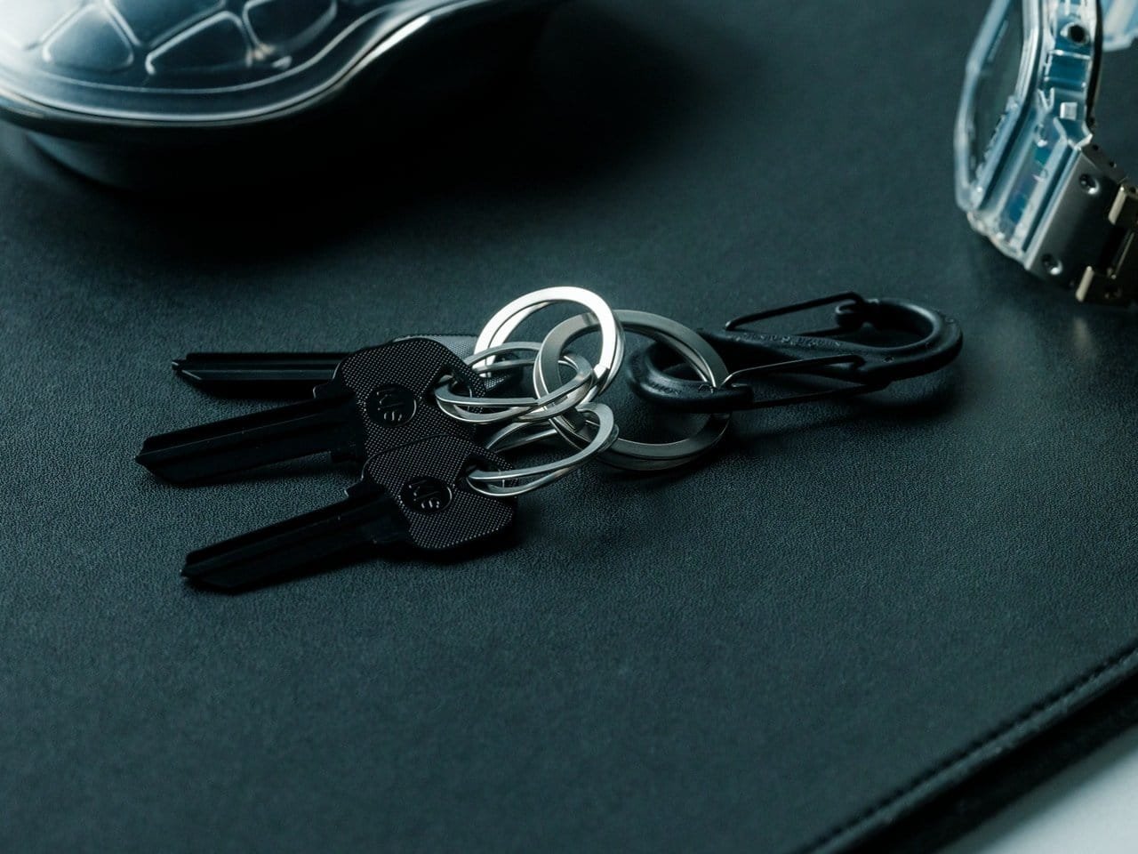 اكتشف حلقة المفاتيح النهائية EDC: مصممة بشكل مموج للاستخدام بدون جهد