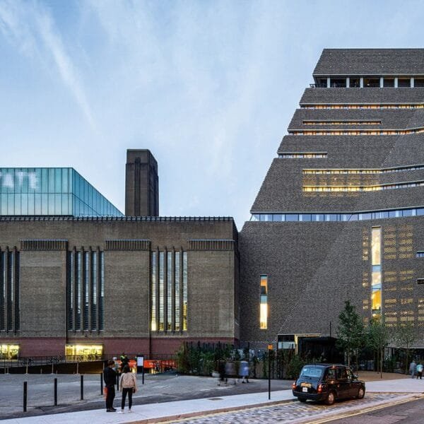 نتطلع إلى حفل الذكرى السنوية الخامسة والعشرين لتأسيس Tate Modern
