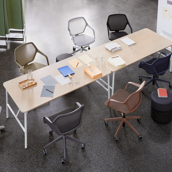 Delightfully uncomplicated: ray work from Brunner