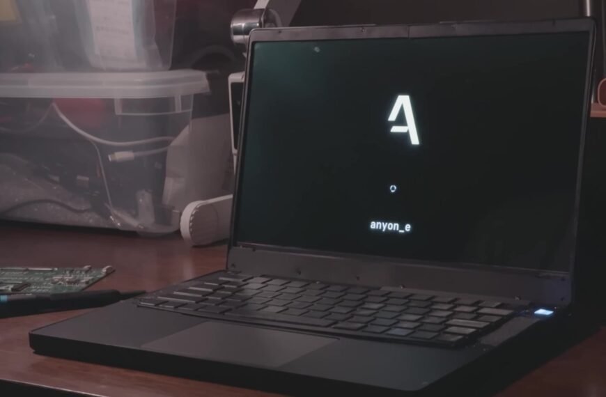 Homemade laptop looks almost as good as a commercial product