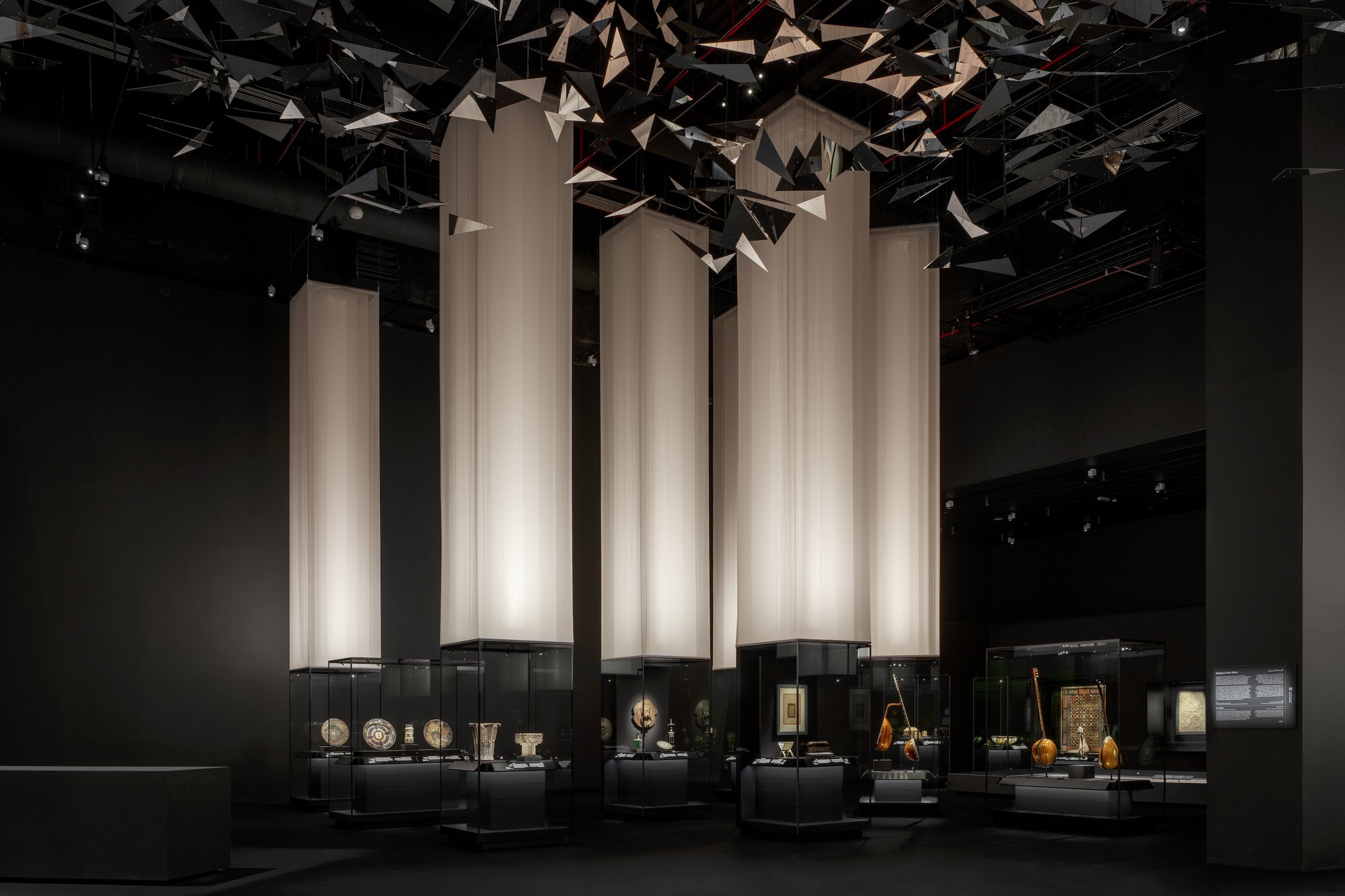 Scenography for the 2025 Islamic Arts Biennale / OMA