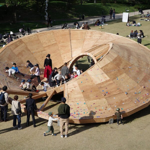 three interlocking timber rings shape TAILAND's pavilion in tokyo
