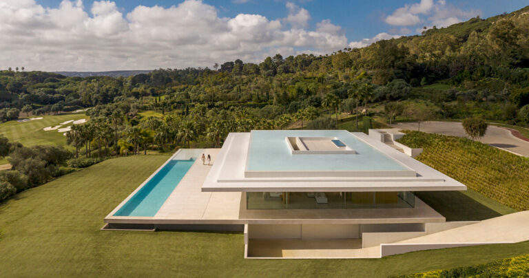 fran silvestre's house floats in andalusia