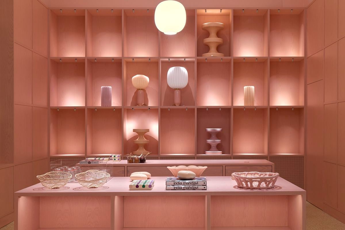 يفتح متحف بومو مساحاته الملونة في مكتب بريد آرت نوفو في تروندهايم