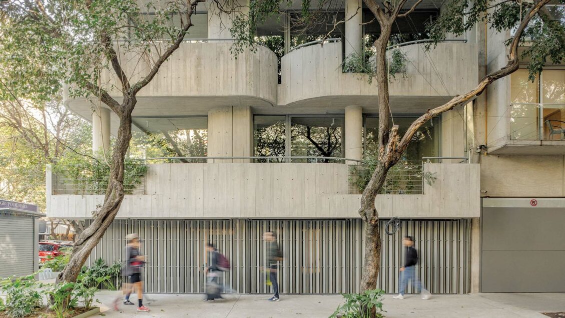 Michan Architecture Transforms a Mid-Century Apartment Building in Mexico City