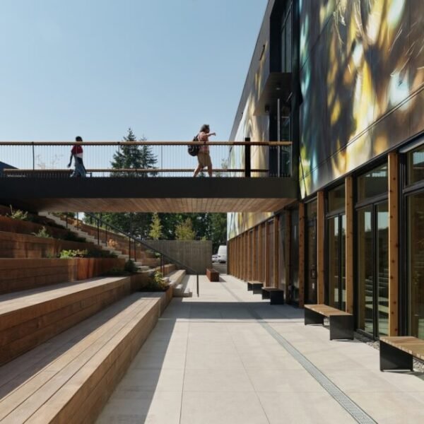 PorchLight by Block Architects Rethinks Men’s Homeless Shelters