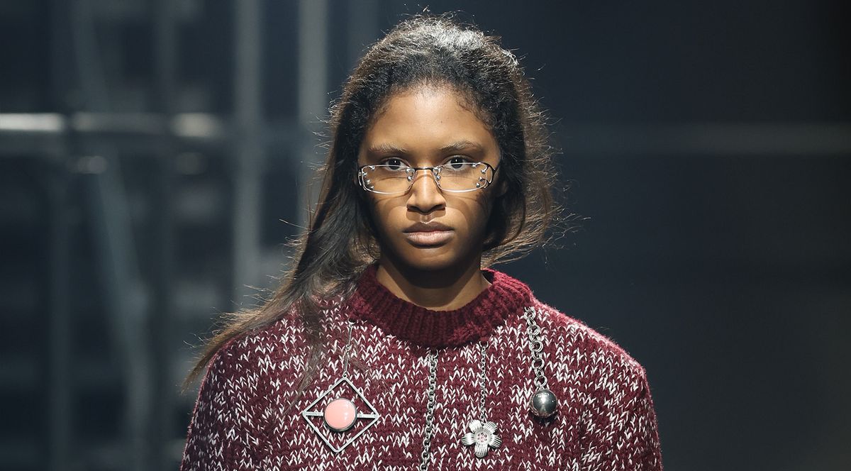 Prada A/W25’s ‘dishevelled’ beauty look confronted the big tech algorithm
