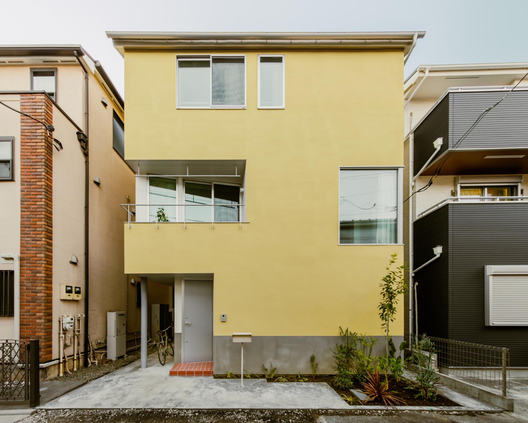 Twist House / HAGISO | ArchDaily