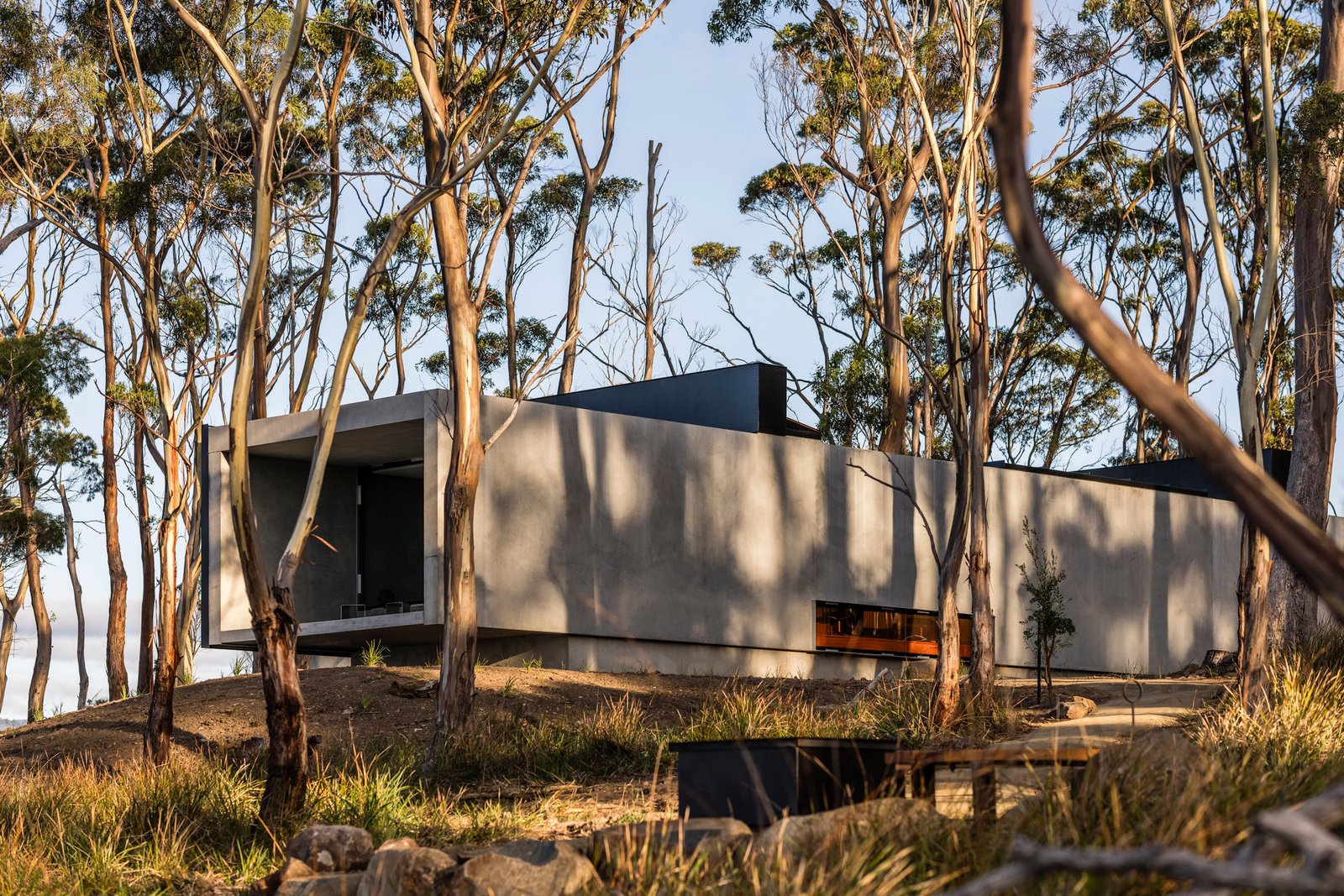 Vipp Tunnel Tasmania Guesthouse / Room 11 Architects