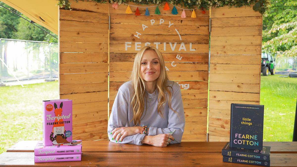 أرفف Fearne Cotton تدافع عن "It" الخضراء لهذا العام