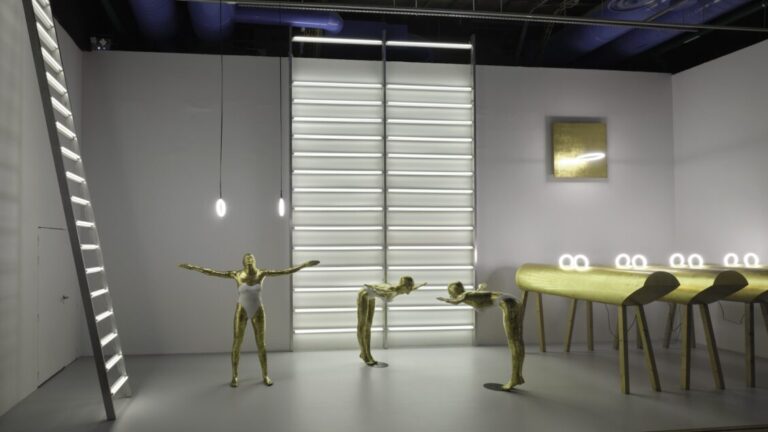 يفتح "Hans Hollein" في مركز Pompidou
