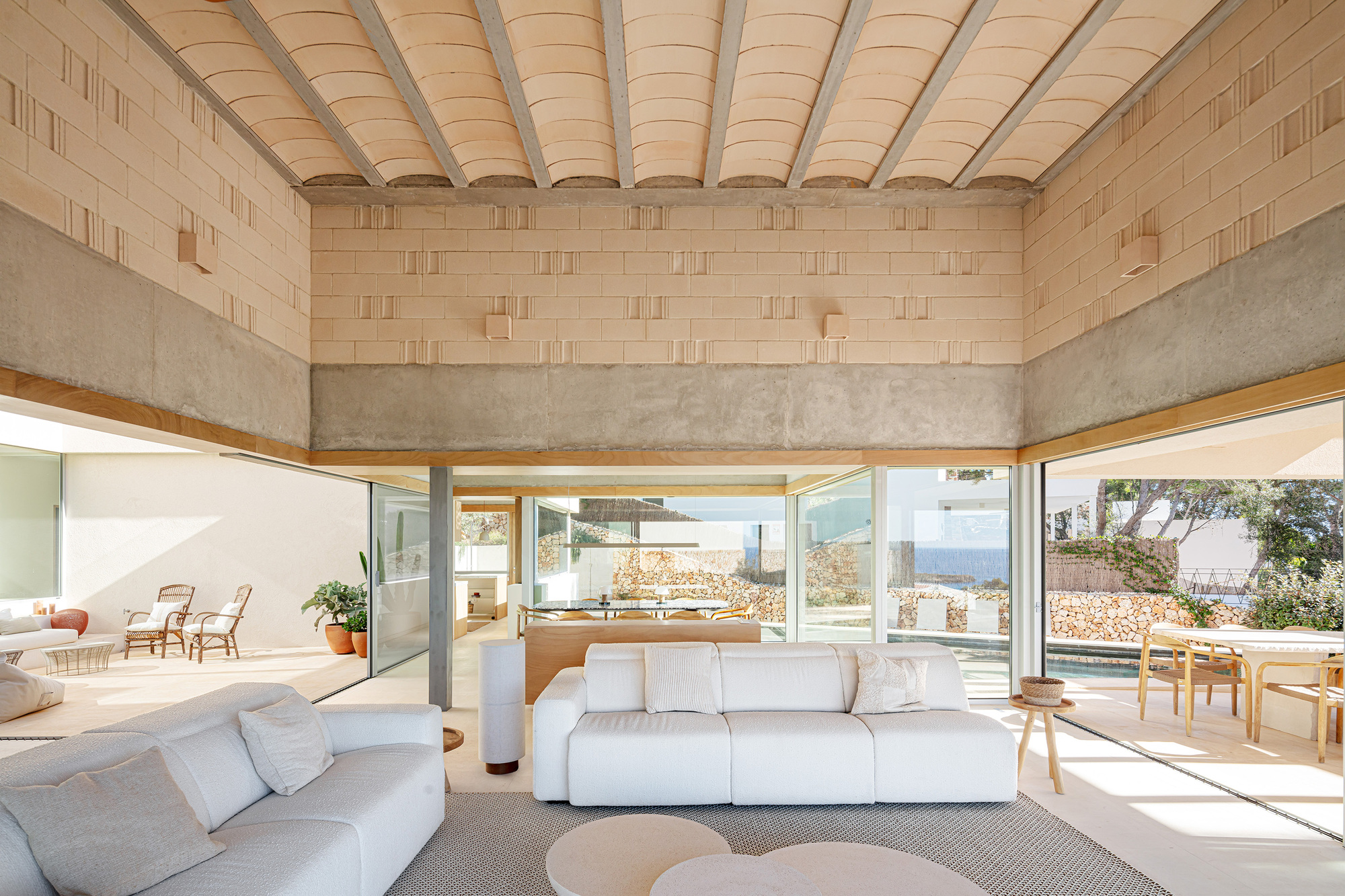 Bundle House / Nomo Studio