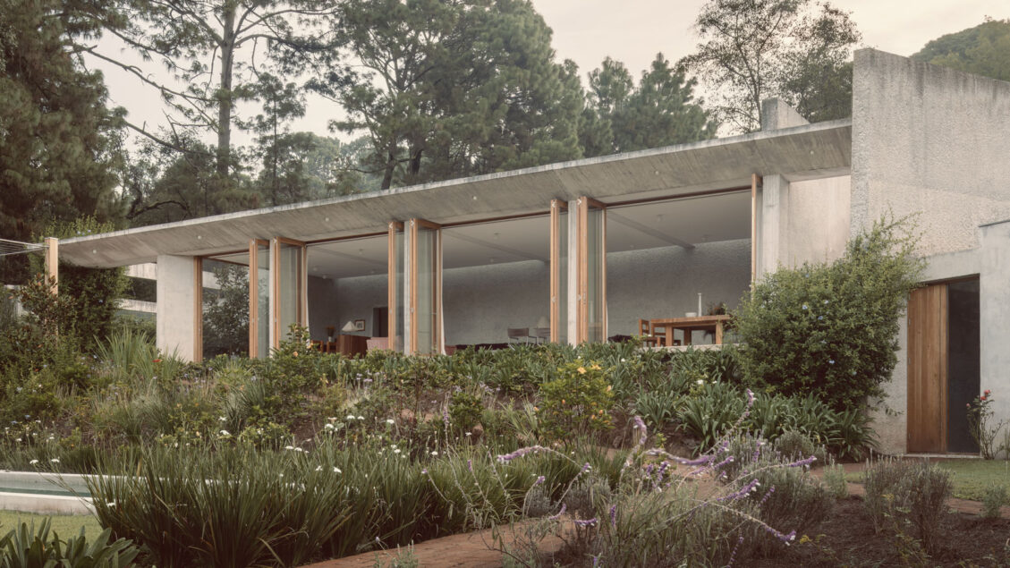 House Between Two Rivers by Sebastián Mancera + Taller 3000