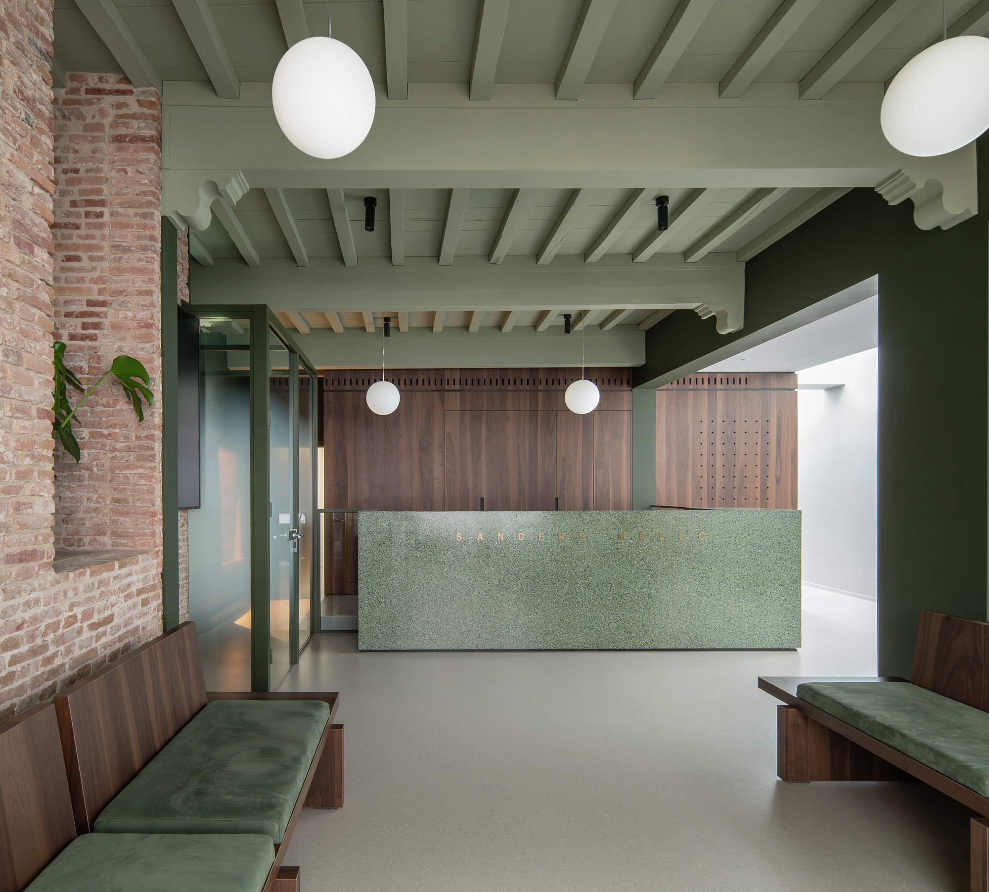 Sanders Mello Building / Buro/S Architects