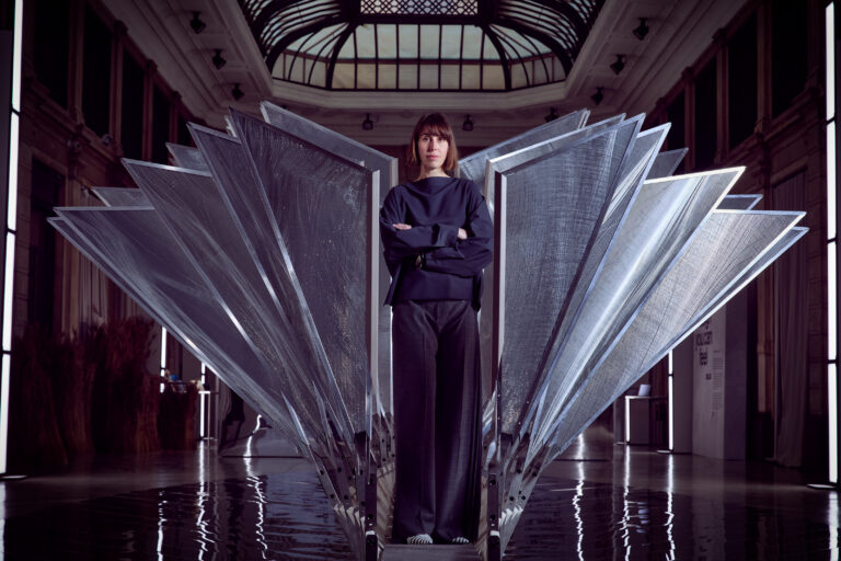 Nassia Inglessis of Studio ini في تركيبها العجيب المتعمد