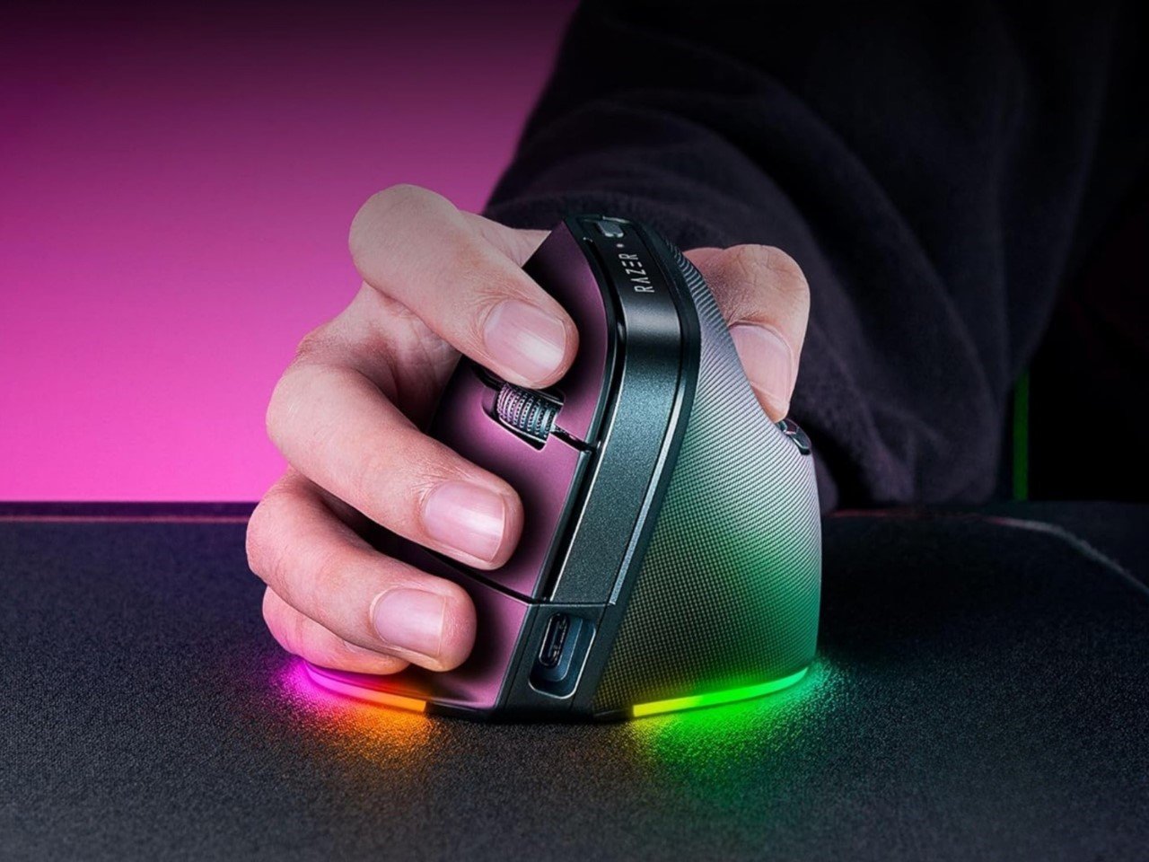 يأتي أول فأر للألعاب الرأسية في Razer مع زر ChatGpt مخصص