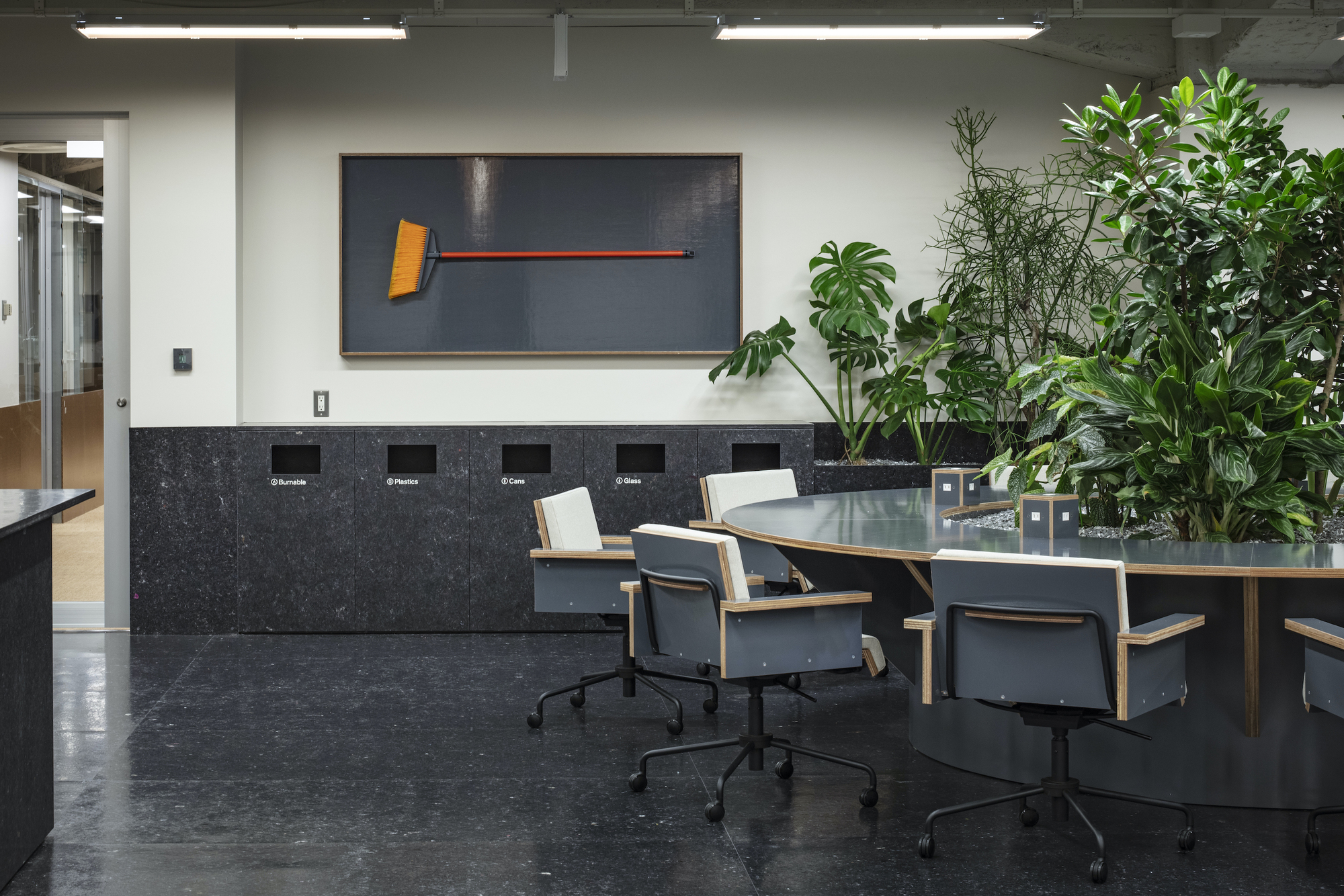 0 Club Coworking Space / DDAA