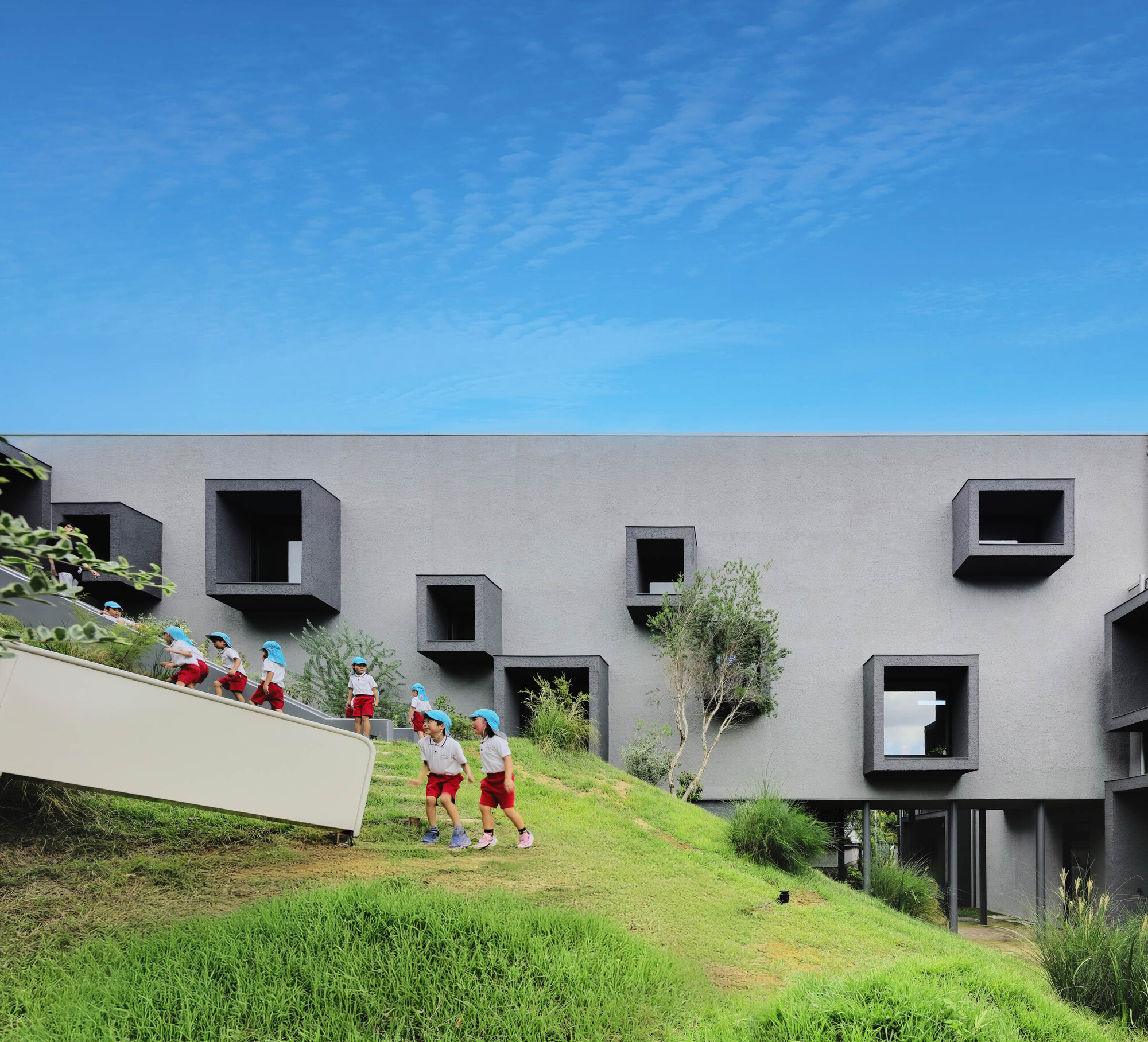 FK Kindergarten and Nursery / HIBINOSEKKEI + Youji no Shiro + Kids Design Labo