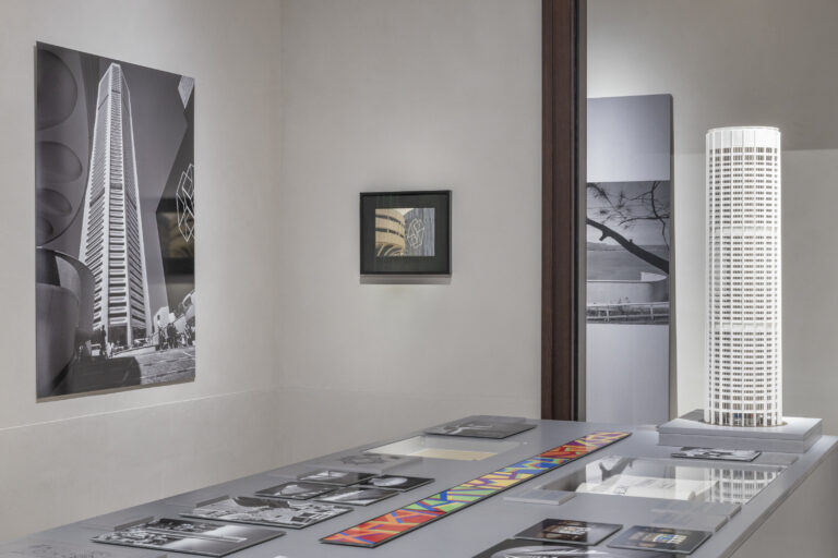 عرض المعرض من الحداثة المهاجرة. هندسة هاري سيدلر ، مركز سماك سان ماركو للفنون ، البندقية ، 2025