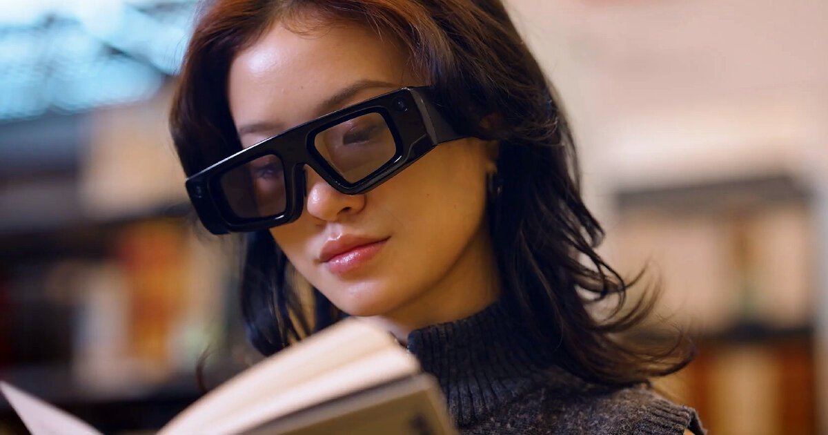 تنتج نظارات وعدسات Snapchat AR صورًا لما تقرأه
