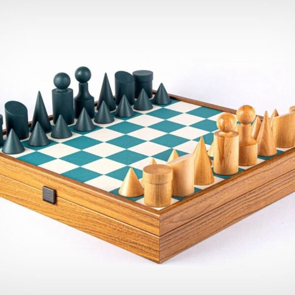 Bauhaus Chess Set is a Sculptural Minimalist Masterpiece for Design Lovers and Chess Enthusiasts