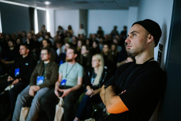Building an Architectural Visualization Community: The Case for Physical Gatherings