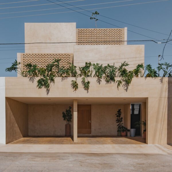 House Eterna / TARA Arquitectura