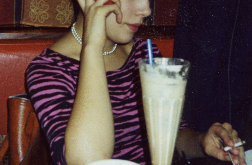 Shangri-la Glastonbury 2025: المخرج الإبداعي Kaye Dunnings على العثور على الجمال في الفوضى
