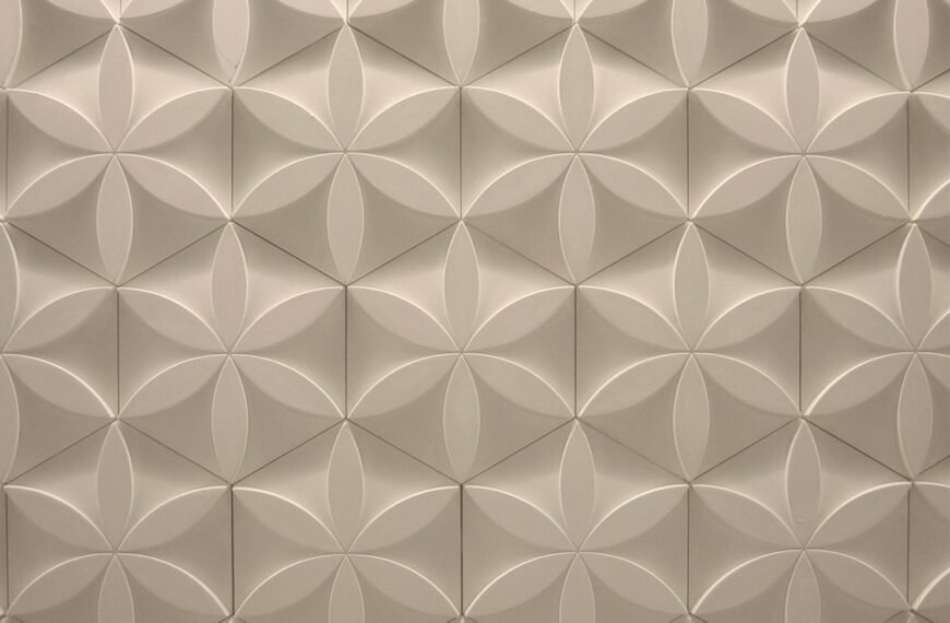 Home En 47 Hexagonal wall cladding featuring a raised petal-pattern relief design