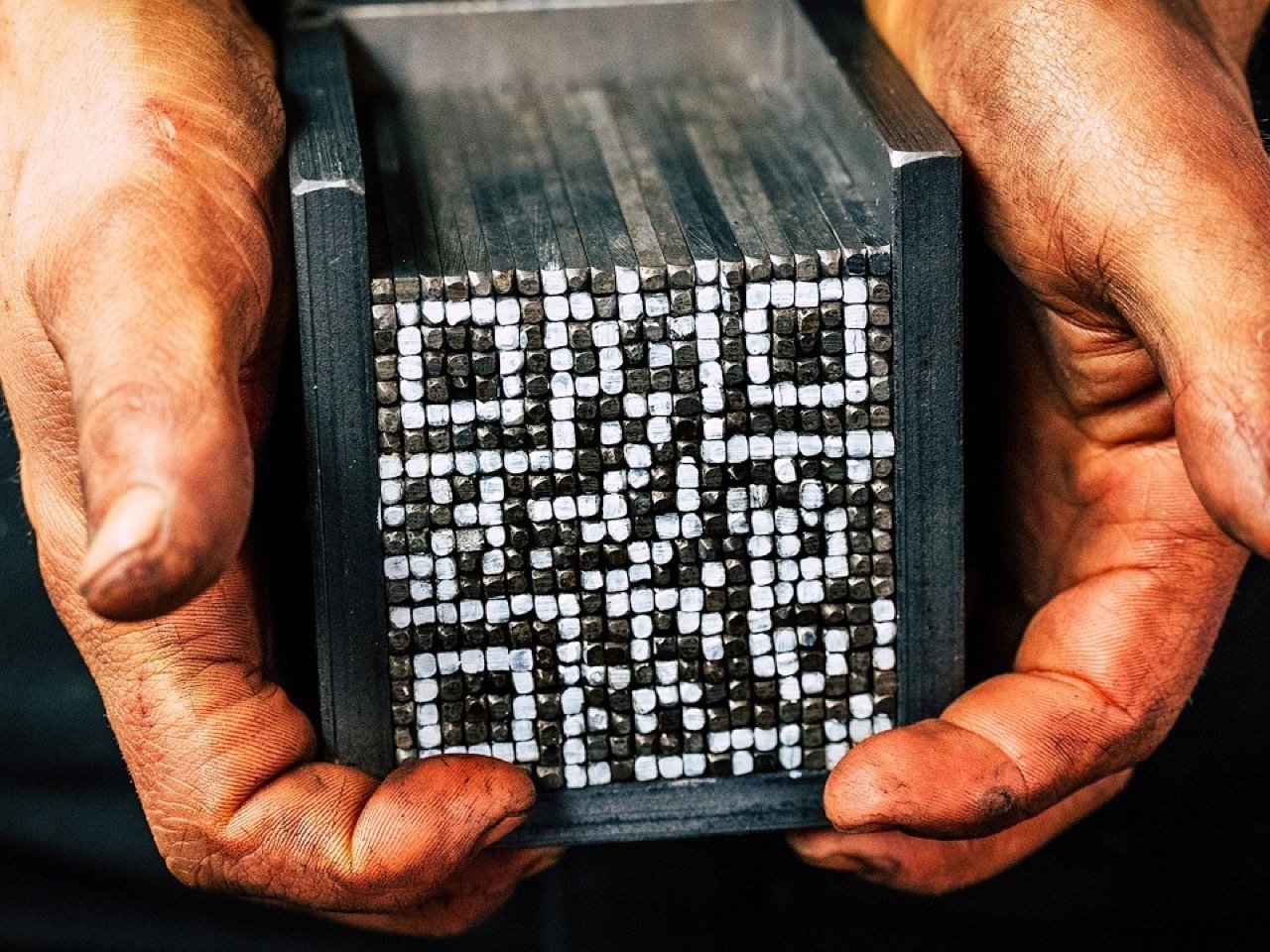 يبدو أنه يمكنك صياغة رموز QR في Damascus Steel وعقلي في مهب تمامًا