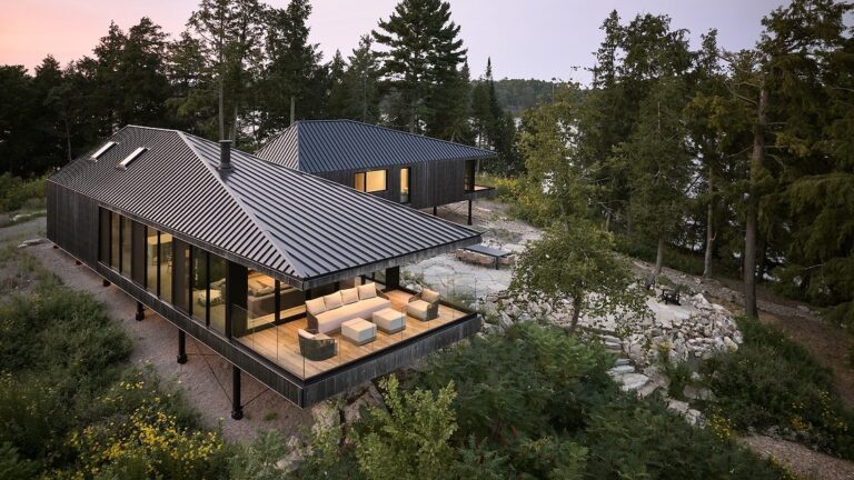 Armstrong Cottage by Peter Braithwaite Studio