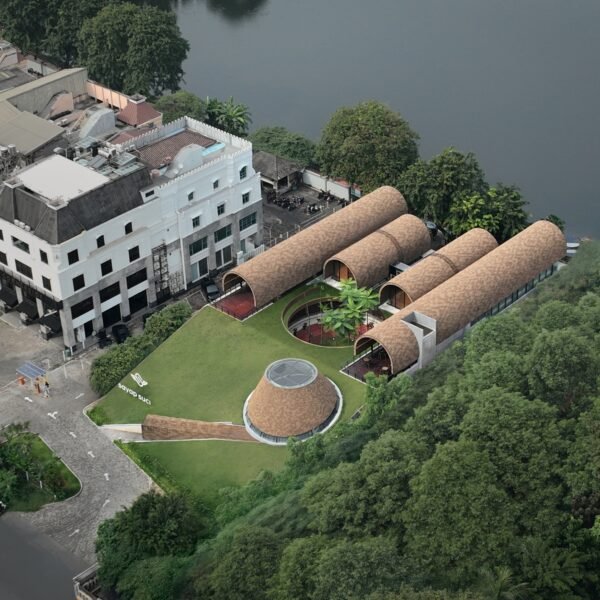 Shelters on Slope (SS) Garden / RAD+ar (Research Artistic Design + architecture)