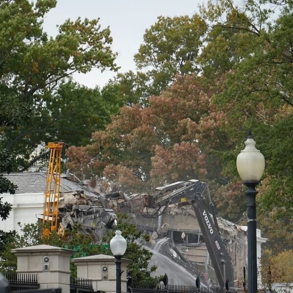 Trump Begins Demolition of the White House’s East Wing