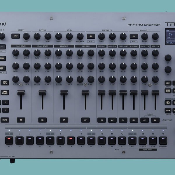 Home En 54 Roland TR-1000 Creator