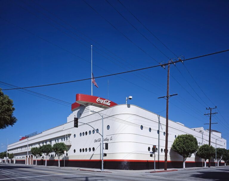 Gensler to modernize historic Coca-Cola bottling plant in Los Angeles