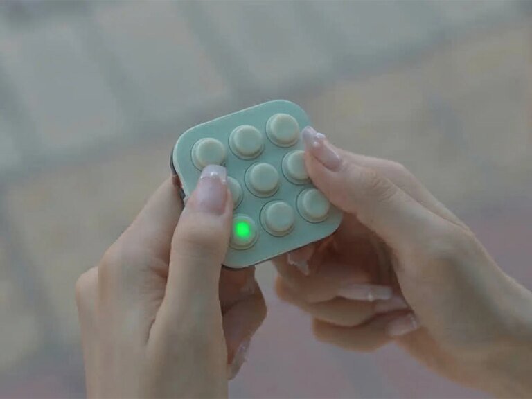 يقوم BrainBlink بإصلاح لعبة Doom Scrolling باستخدام ألعاب العقل لمدة 60 ثانية
