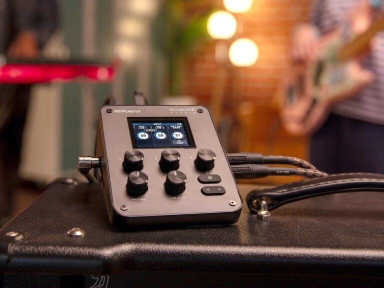 Roland’s $299 Pocket-Sized Audio Interface Was Designed Specifically For TikTok and Instagram Music Creators