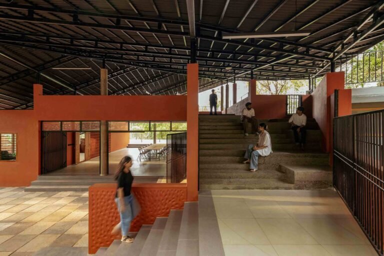 جناح قصص التربة / استوديو ماجيكلاين
