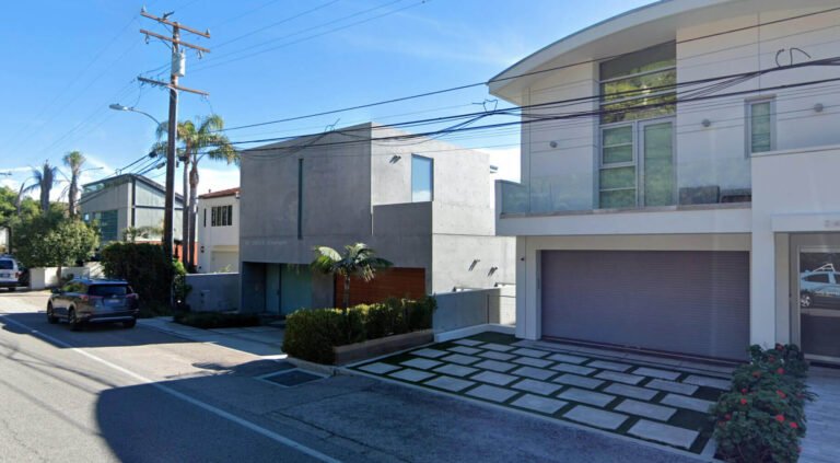 كاني ويست يدفع لموظفه السابق 140 ألف دولار في دعوى قضائية 10 كاني ويست يدفع لموظفه السابق 140 ألف دولار في دعوى قضائية