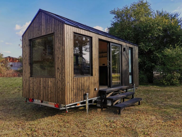 At 130 Sq Ft, This Multifunctional Tiny Home Fits Everything You Actually Need 8 At 130 Sq Ft, This Multifunctional Tiny Home Fits Everything You Actually Need