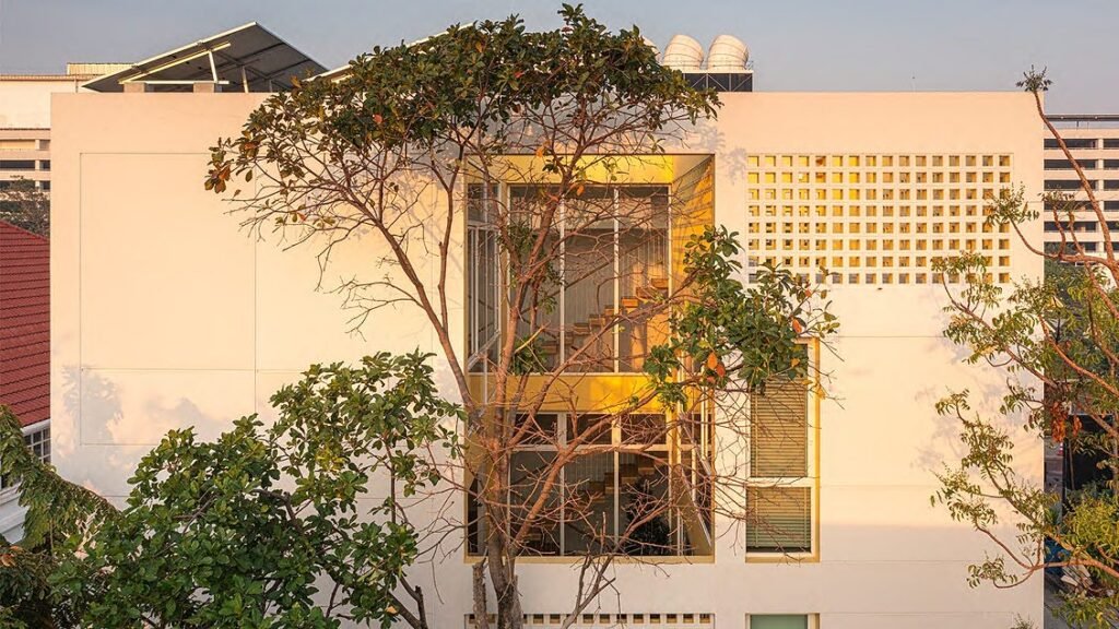 Inward House by VeeV Design Studio