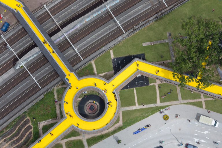 The Luchtsingel Pedestrian Bridge by [ZUS] Zones Urbaines Sensibles - architizer