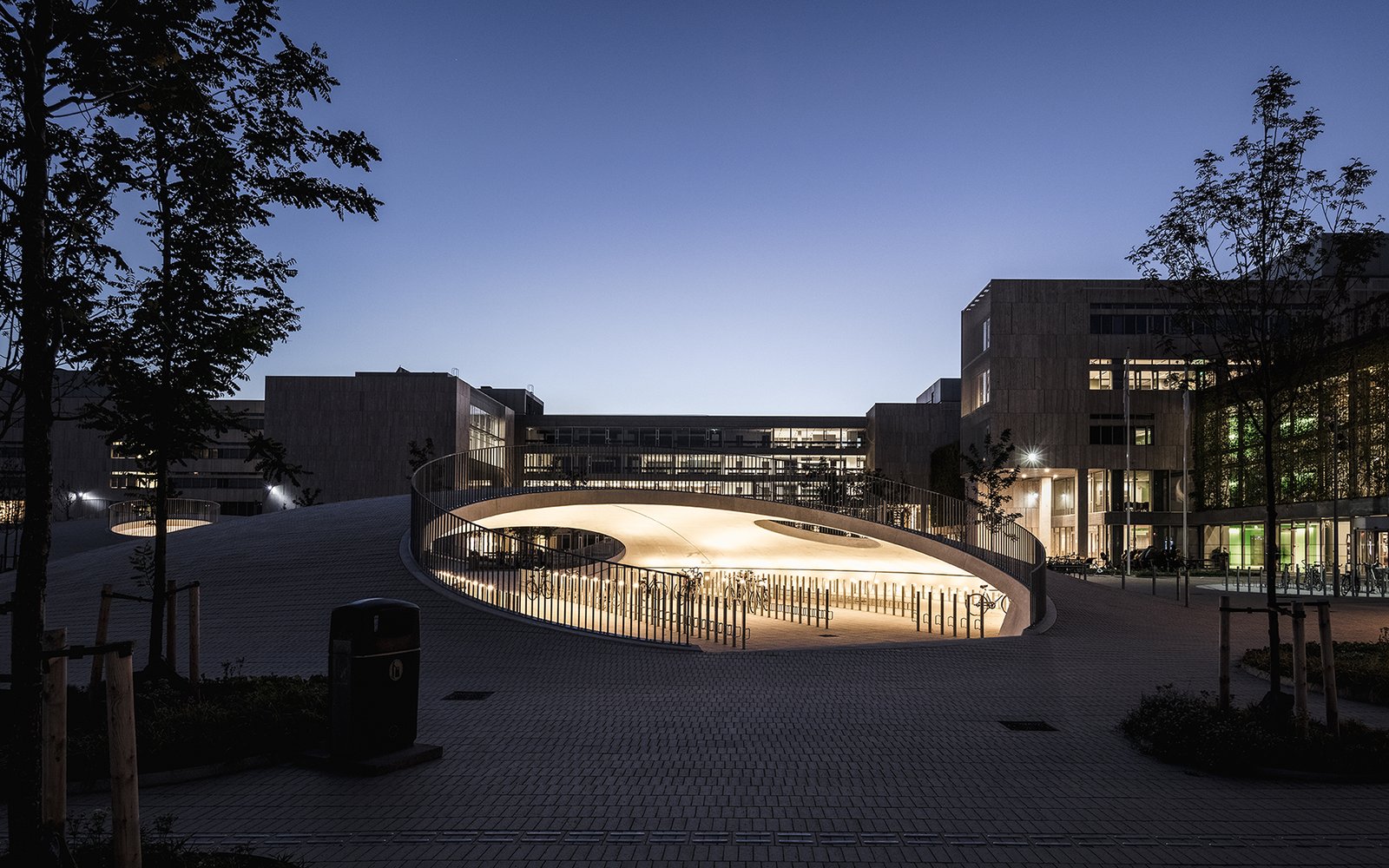 Karen Blixens Plads - architizer