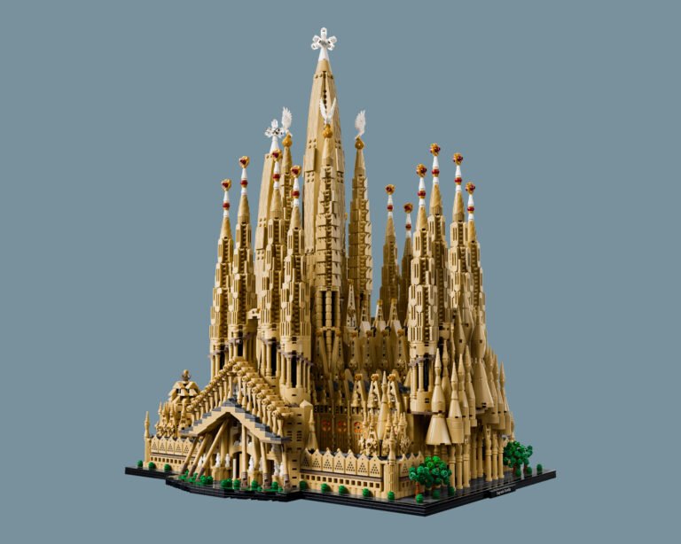 Lego Architecture Sagrada Fam&iacute;lia