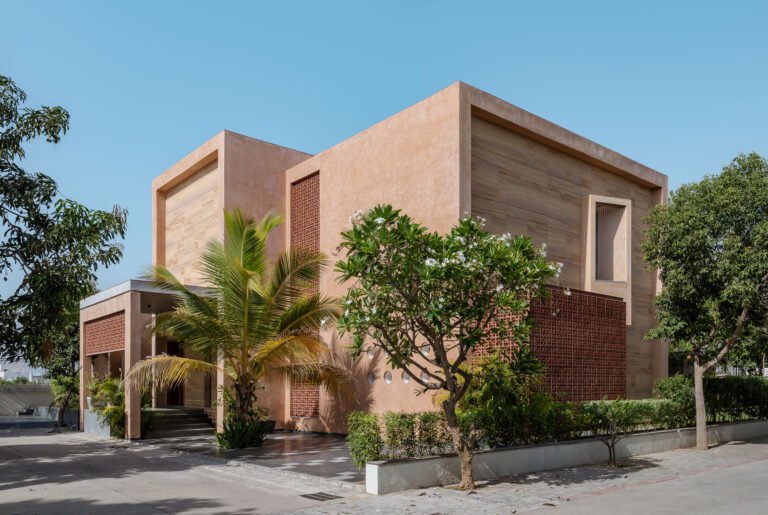 نيتي لايم هاوس / مهندسو DINTERPLAY 8 نيتي لايم هاوس / مهندسو DINTERPLAY
