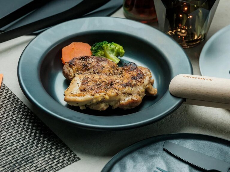 This Iron Frying Plate Sears Food on Bare Steel & Goes Straight From the Stove to Your Table